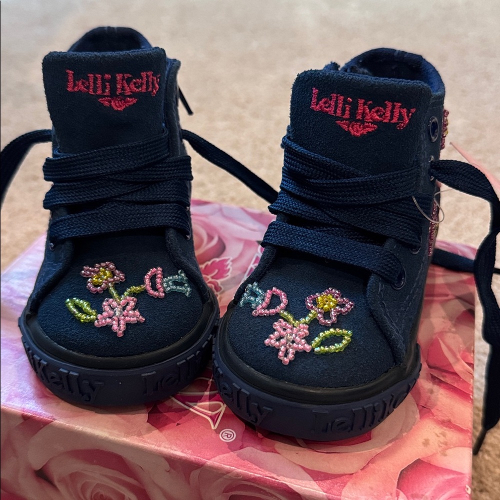 Lelli Kelly BNWT toddler size 5 navy beaded high tops in original box